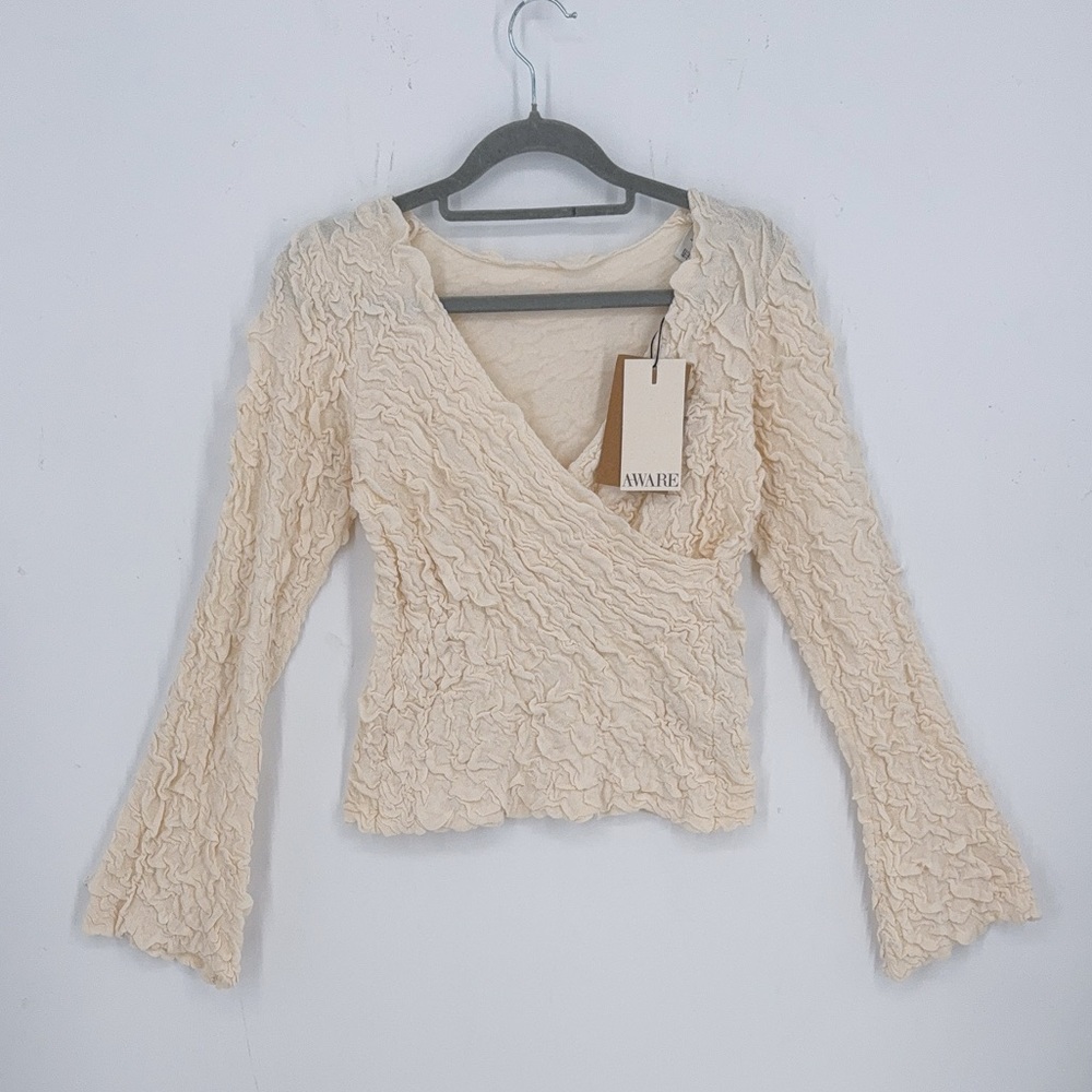 NWT AWARE stretchy jacquard knit bell sleeve wrap detail top in cream BOHO L - Picture 5 of 10